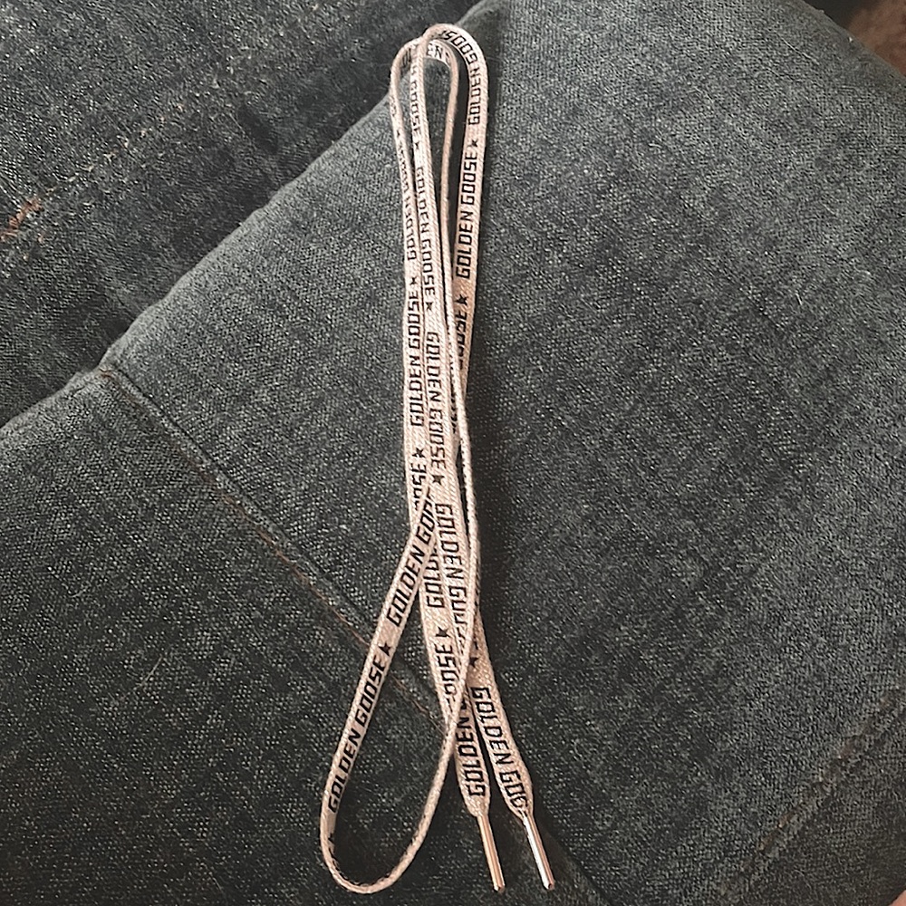 GOLDEN GOOSE SHOE LACE 1